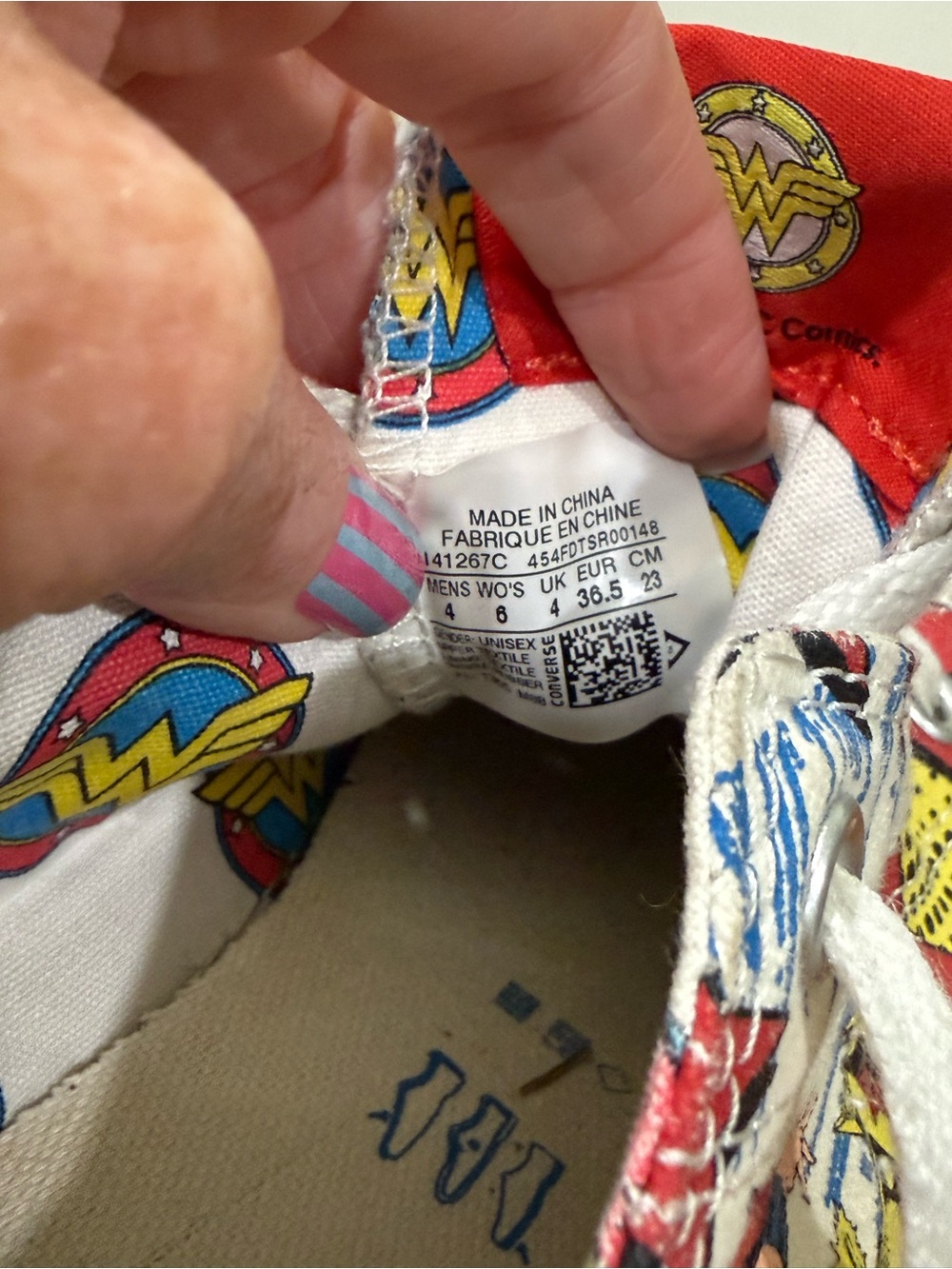 Converse Wonder Woman Sneakers - Picture 8 of 8